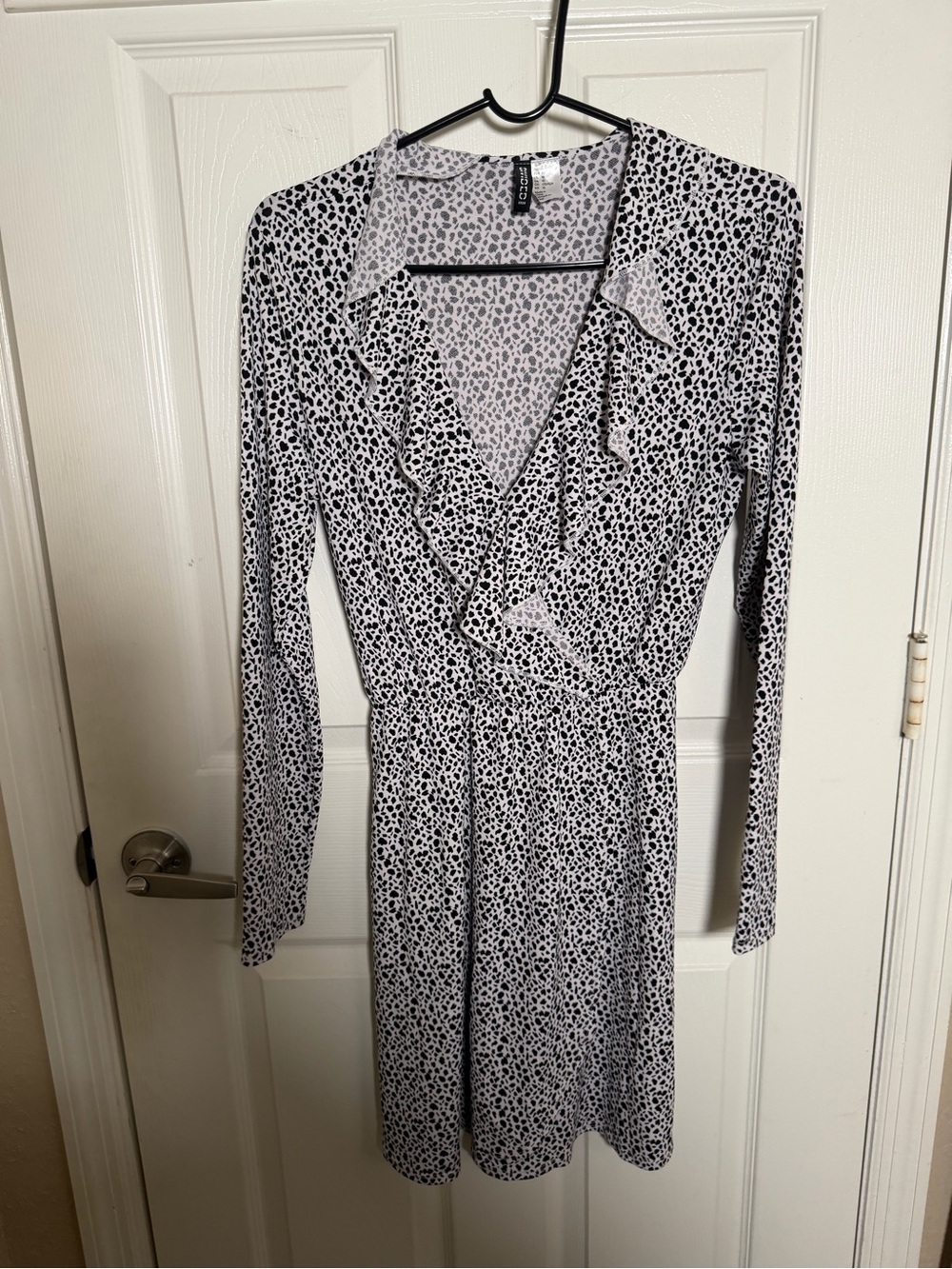 H&M Black and White Printed Ruffle Wrap Dress - Long Sleeve